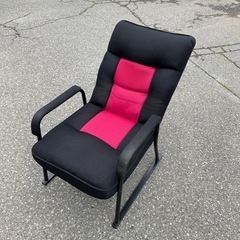 イス　椅子　黒ピンク
