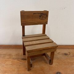 椅子のオブジェ（木製）