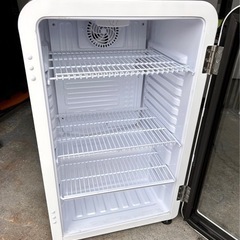 札幌市内配送可 21年製 Hijiru ヒジル 95L レトロ冷蔵ショーケース HJR-RK100WT LED灯 ホワイト 02