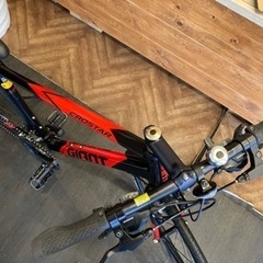 GIANT CROSTAR前後タイヤ新品！】アルミフレーム 2×8速 700×28cクロス