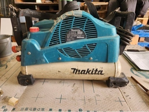 マキタ　Makita 常圧・高圧コンプレッサー