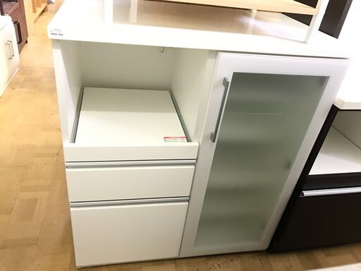 【FU808】★ ニトリ NITORI レンジ台 カップボード  ホワイト  おしゃれ コンパクト  シンプル  キッチン家具 収納家具 クリーニング済 堺市 深井 【ジャングルジャングル深井店】
