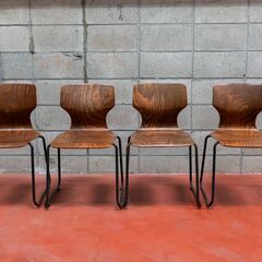 パグホルツ プライウッドスタッキングチェア 黒脚 4脚