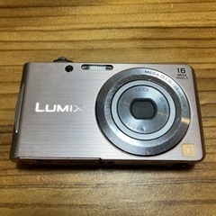 1610万画素デジカメ Panasonic LUMIX DMC-...