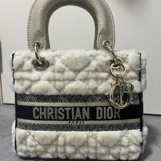 ディオールバック　DIOR D−LIGHT モコモコバッグミディアム