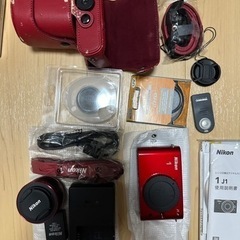 新品同様 Nikon1 J1 レンズセット ミラーレス デジカメ ニコン ワン ニコワンJ1 セット NIKKORズームレンズ 