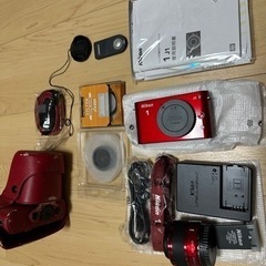 新品同様 Nikon1 J1 レンズセット ミラーレス デジカメ ニコン ワン ニコワンJ1 セット NIKKORズームレンズ 