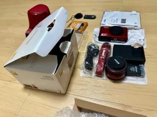 新品同様 Nikon1 J1 レンズセット ミラーレス デジカメ ニコン ワン 