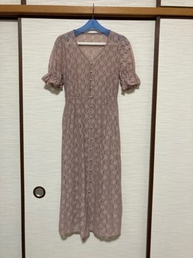 くすみピンク総レースワンピース うるさ