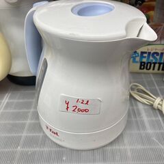 ☆中古￥2,000！T-fal　1.2㍑電気ケトル　家電　【BD...