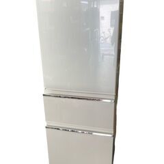 ☆中古￥10,000！MITSUBISHI 330㍑3ドア冷蔵庫 家電 2019年製 MR-CX33ED-W