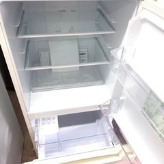 北九州市内配送可能　保証付き　AQUA アクア AQR-16D(W) [冷蔵庫（157L・右開き） 2ドア ミルク]