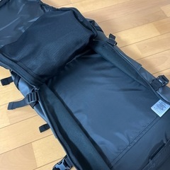 大容量40L　修学旅行に！　adidasリュックサック