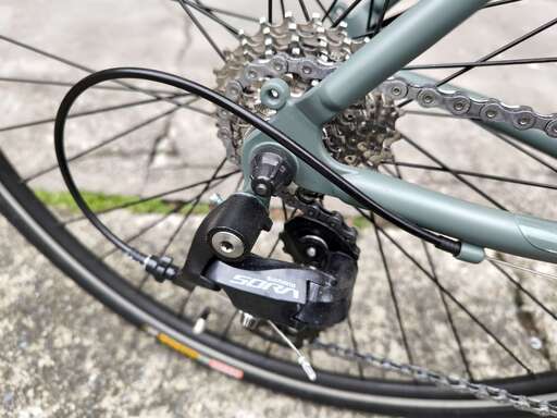 取引中キャンセル待ち9名】4点セット クロスバイク チェーンロック