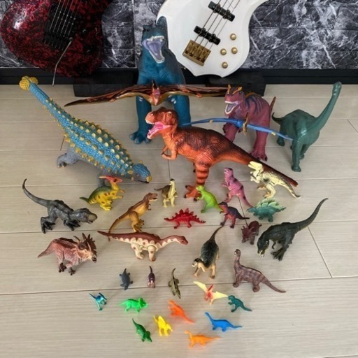 恐竜フィギュアセット