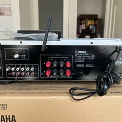 YAMAHA R-N303 ネットワークレシーバー(美品）