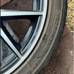 30プリウス　225/40R18タイヤ&ホイール4本セット