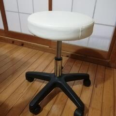 【ネット決済】丸椅子　回転椅子　高さ調節可能