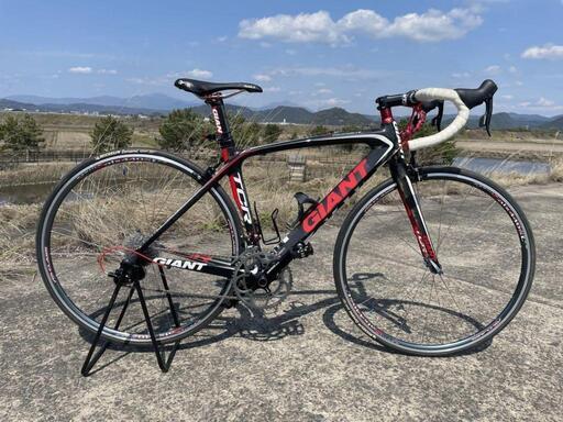 【再 値下げしました】ロードバイク GIANT(ジャイアント) フルカーボンTCR COMPOSITE