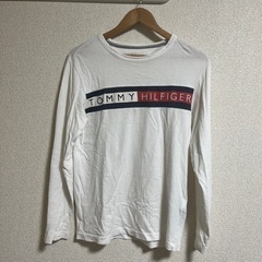 トミーヒルフィガー　Tシャツ