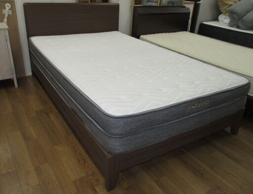 R619 NITORI セミダブルベッド、N-Sleep Hard CRマット2枚タイプ Used・美品