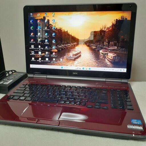 【お取引中です】NEC　LaVie　15インチ　i５　8GB　SSD（256）　Office2021　Wi-Fi　ブルーレイ　テンキー　Windows11　23H2