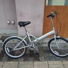 美品☆20吋 折り畳み自転車 シングル/シルバー