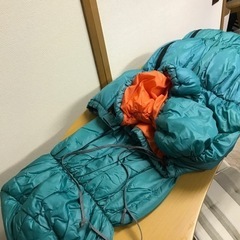 キャンプ　寝袋