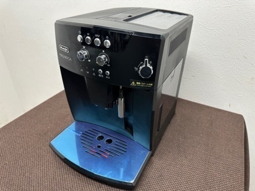 デロンギ　DeLonghi　全自動エスプレッソマシン　ESAM04110BH