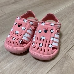 adidas ミニーちゃんコラボサンダル