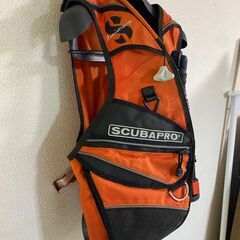 【糸島市内 送料無料】 SCUBAPRO スキューバプロ クラシック アニバーサリーモデル BCジャケット サイズ:S(日本サイズ:M) AIR-2付 オレンジ 動作確認済 48139-4-030