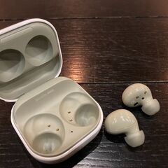 【ネット決済・配送可】Galaxy Buds2  SAMSUNG...