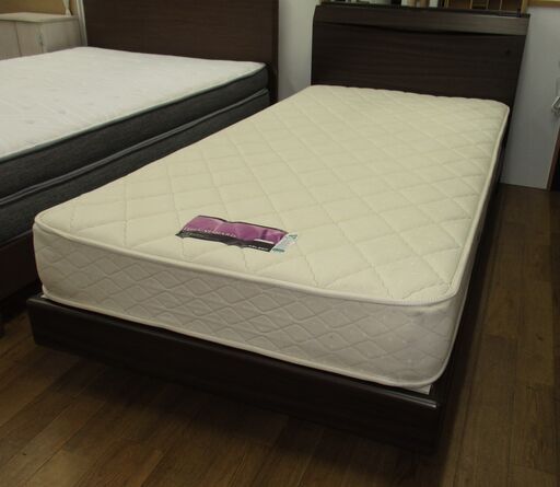 R629 Asleep シングルベッド、20cm マットレス、幅98cm Used