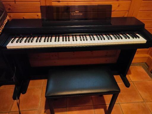 【可能距離なら配送します！配送無料！】美品◆YAMAHA◆88鍵 電子ピアノ Clavinova クラビノーバ CLP-560 椅子・説明書付き