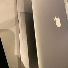 MacBookAir (値下げ不可、あすの午後まで掲載します)