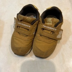 13.5 new balance 靴