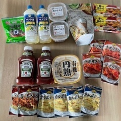 食品　ケチャップ、レトルトなど