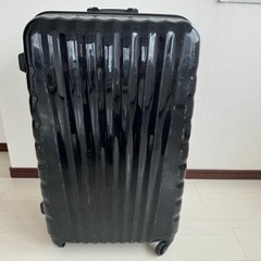 ①スーツケース　キャリーバッグ　大容量