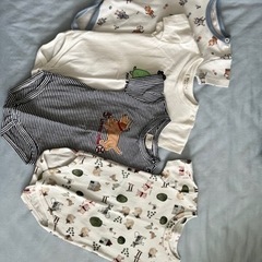 海外ベビー服4枚セット