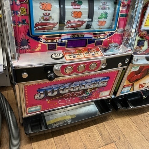 ジャグラーガール （B4-27）