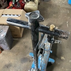 長崎エアージャッキ　1.8トン②　中古品