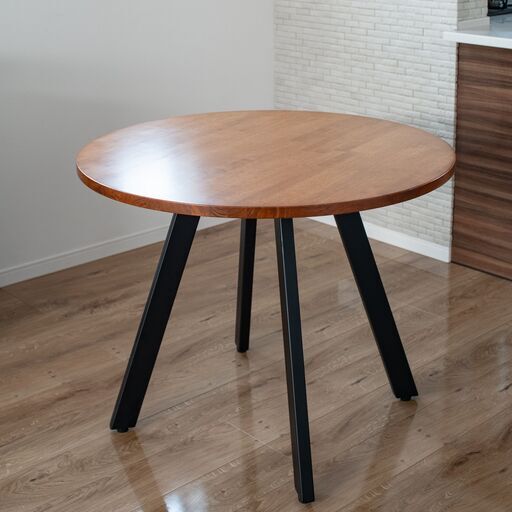 KANADEMONO THE CAFE TABLE / 天然木シリーズ　Black Steel 4pin × ラウンド φ90 ラバーウッド Brown