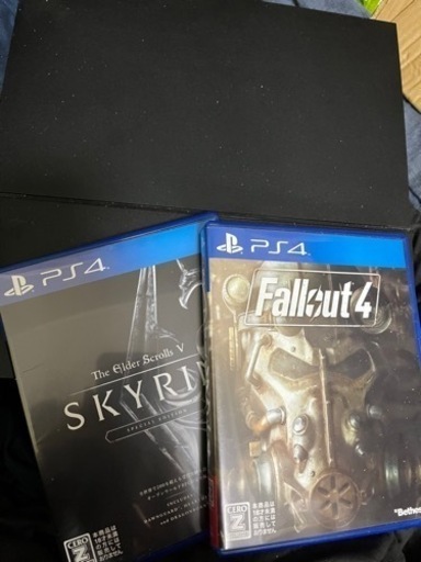 【交渉成立】PS4 1T 箱無し コントローラー無し ソフト2本付き