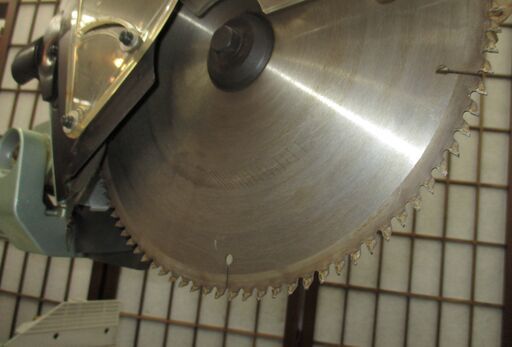 R635 HITACHI 日立 クロスカットソー C12FS ブレーキ付き 卓上スライド