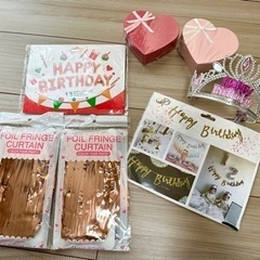 7点セット　ティアラ　誕生日　パーティーグッズ　ギフトボックス　