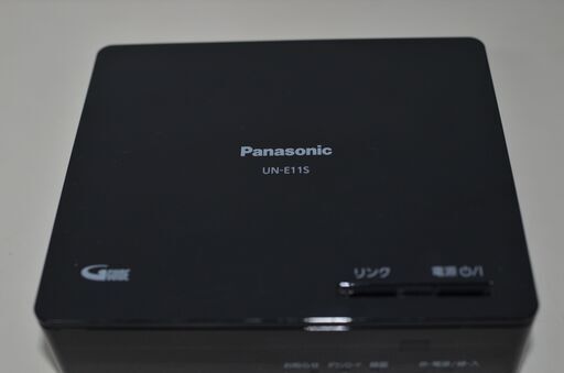 中古良品 Panasonic パナソニック VIERAプライベートビエラ 10型防水型ポータブルテレビ UN-E11S UN-10L11D 動作確認済み