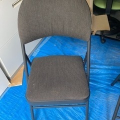 パイプ椅子2脚セット