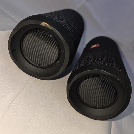 JBL｢FLIP4｣中古２台セット