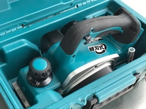 E316◇マキタ◇82mm充電式カンナ◇18V◇ケース付き本体のみ◇KP180D