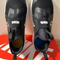 　美品　NIKE スニーカー　